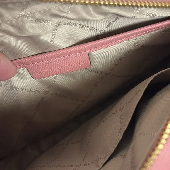 Michael Kors Jet Set Large Saffiano Leather Crossbody Bag - Picture 14 of 16